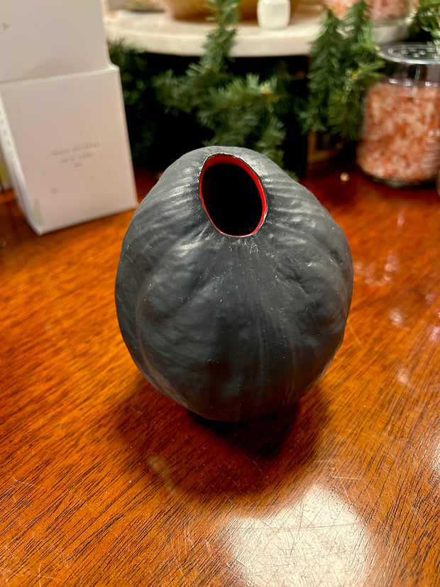 Black Delicata Vase