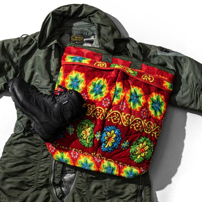 MAO'S HELMET BAG: Green