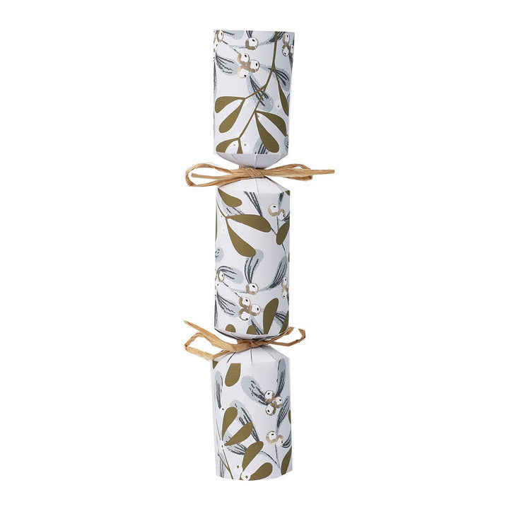 Mistletoe White Christmas Crackers