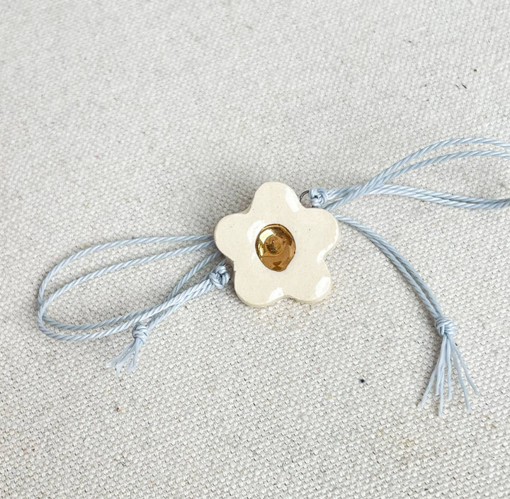 Daisy Charm Bracelet: Black