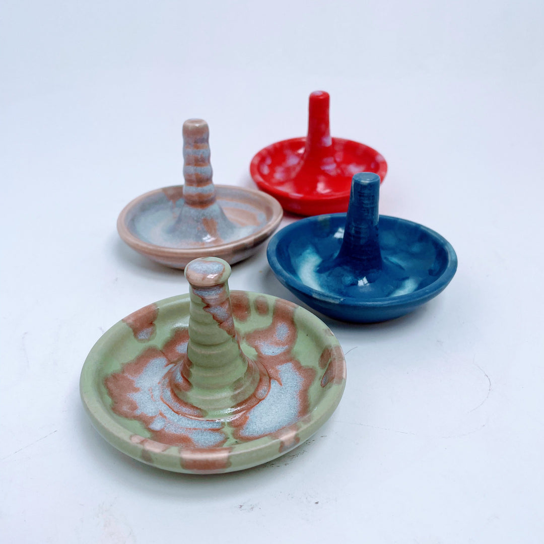 Colorful ceramic ring holders by Amber Verweij | A.MANO Brooklyn