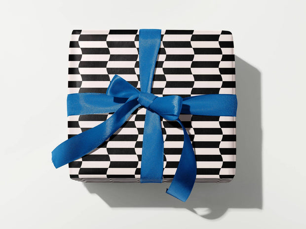 Striple Double Black and White Check Gift Wrap Sheets / Roll: Rolled Set of 3 Sheets