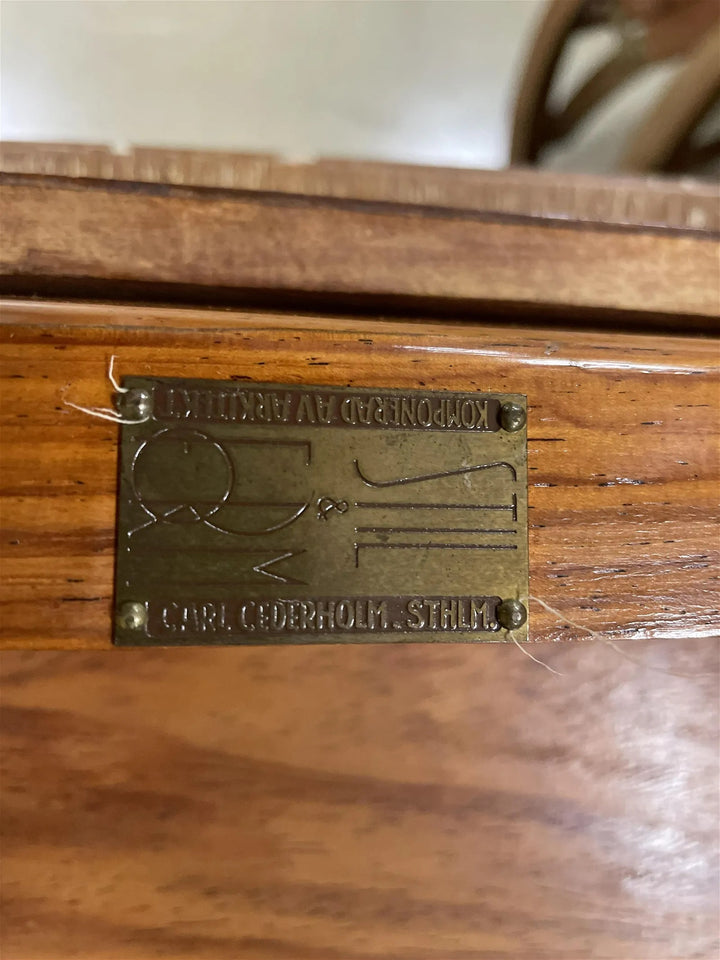 Carl Cederholm - Expandable Coffee Table