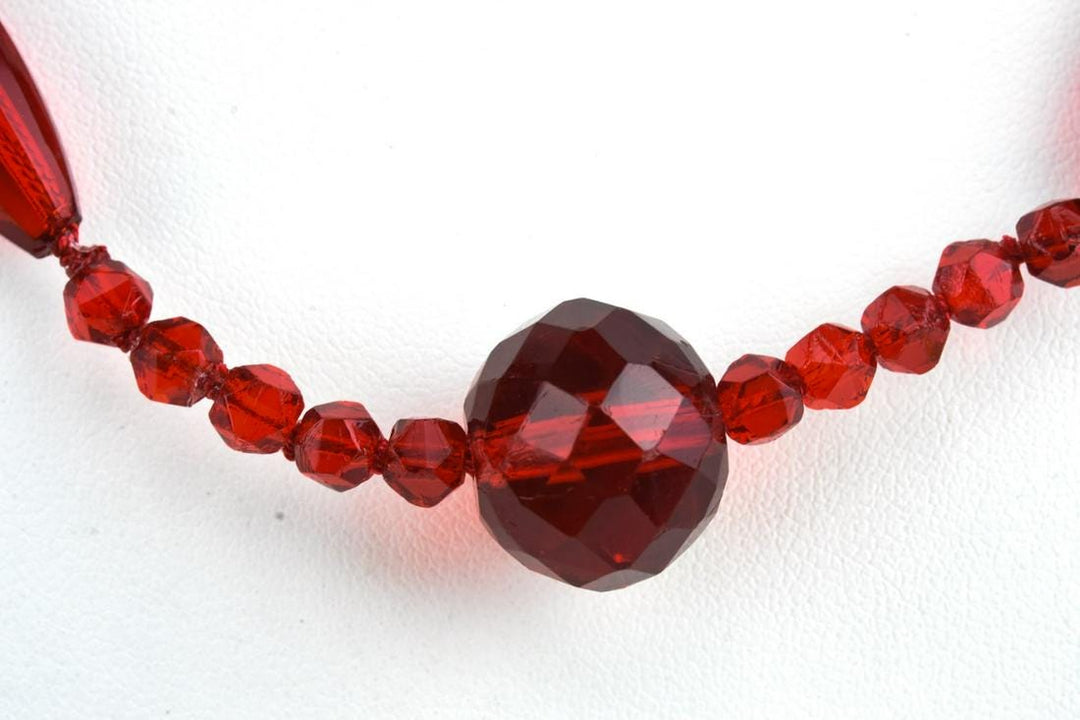 Antique Art Deco Flapper Era Beaded Necklace