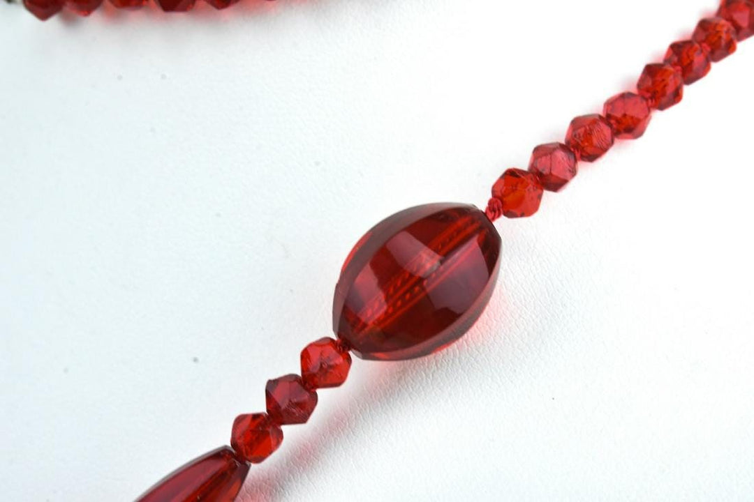 Antique Art Deco Flapper Era Beaded Necklace