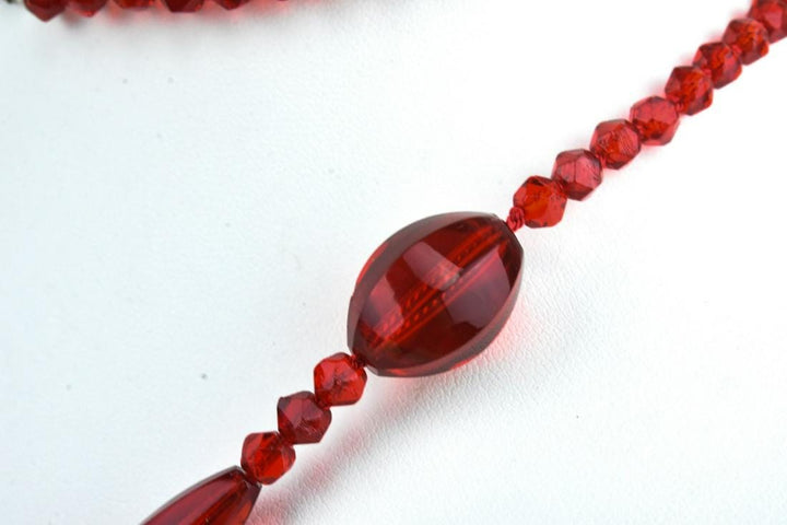 Antique Art Deco Flapper Era Beaded Necklace