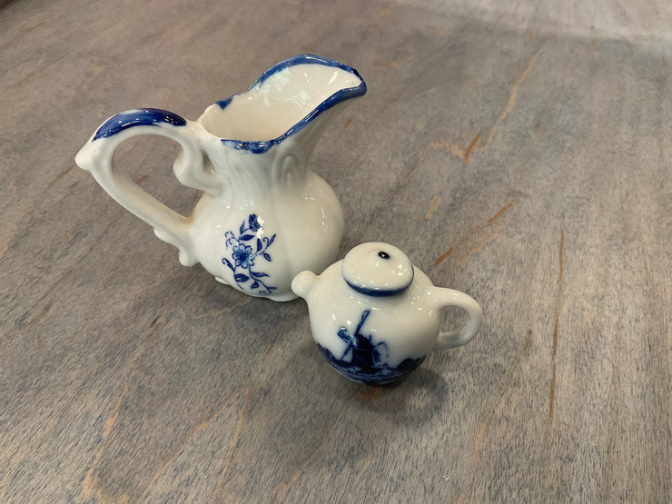 Blue Vintage Pitcher Tea Set